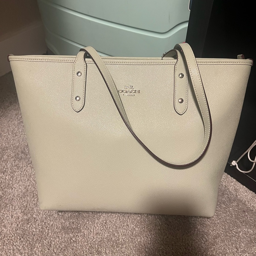 Coach Cream Tote Bag